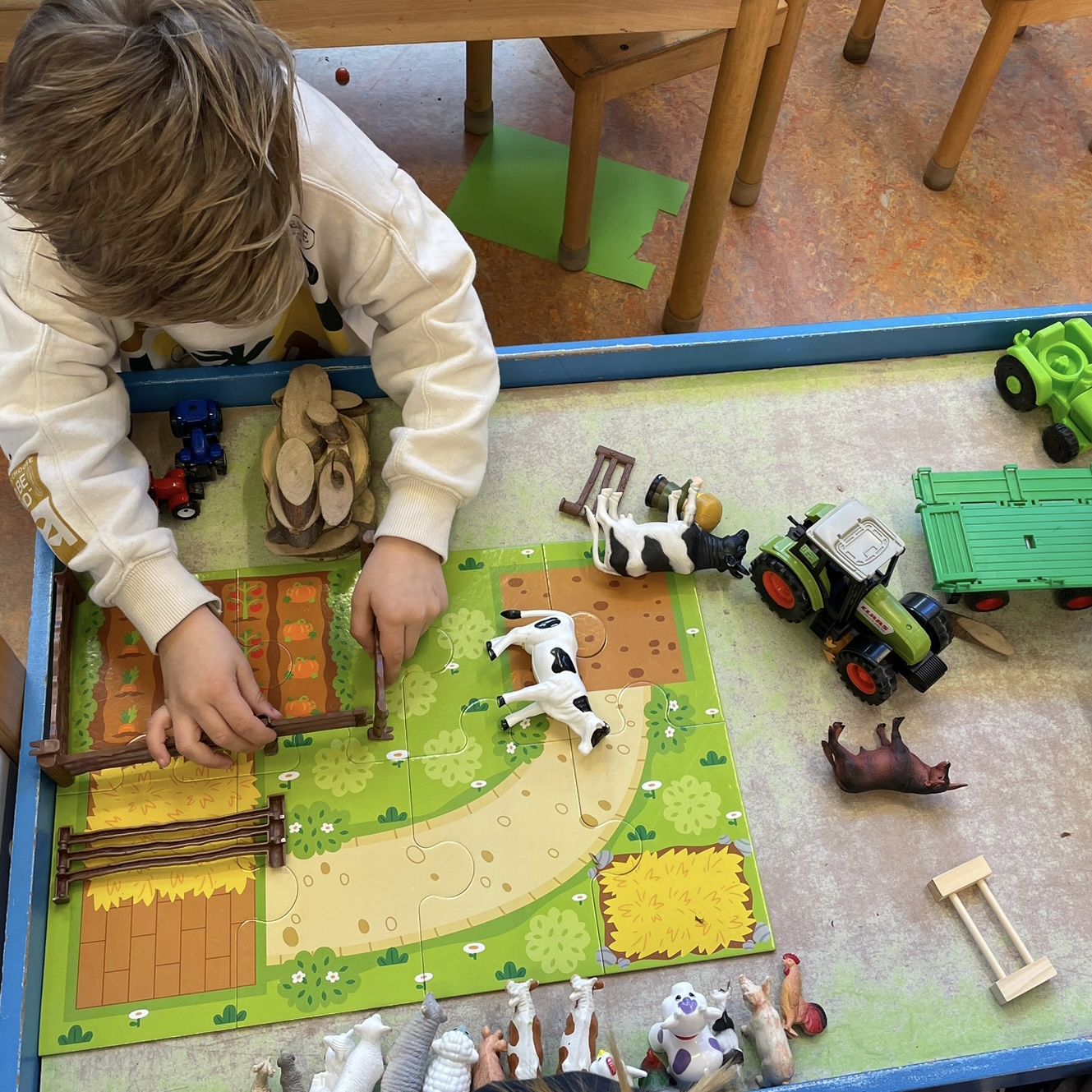 De kleuterklassen zijn deze week begonnen met het nieuwe thema ‘Op de boerderij’. 👨🏻‍🌾🐷🚜