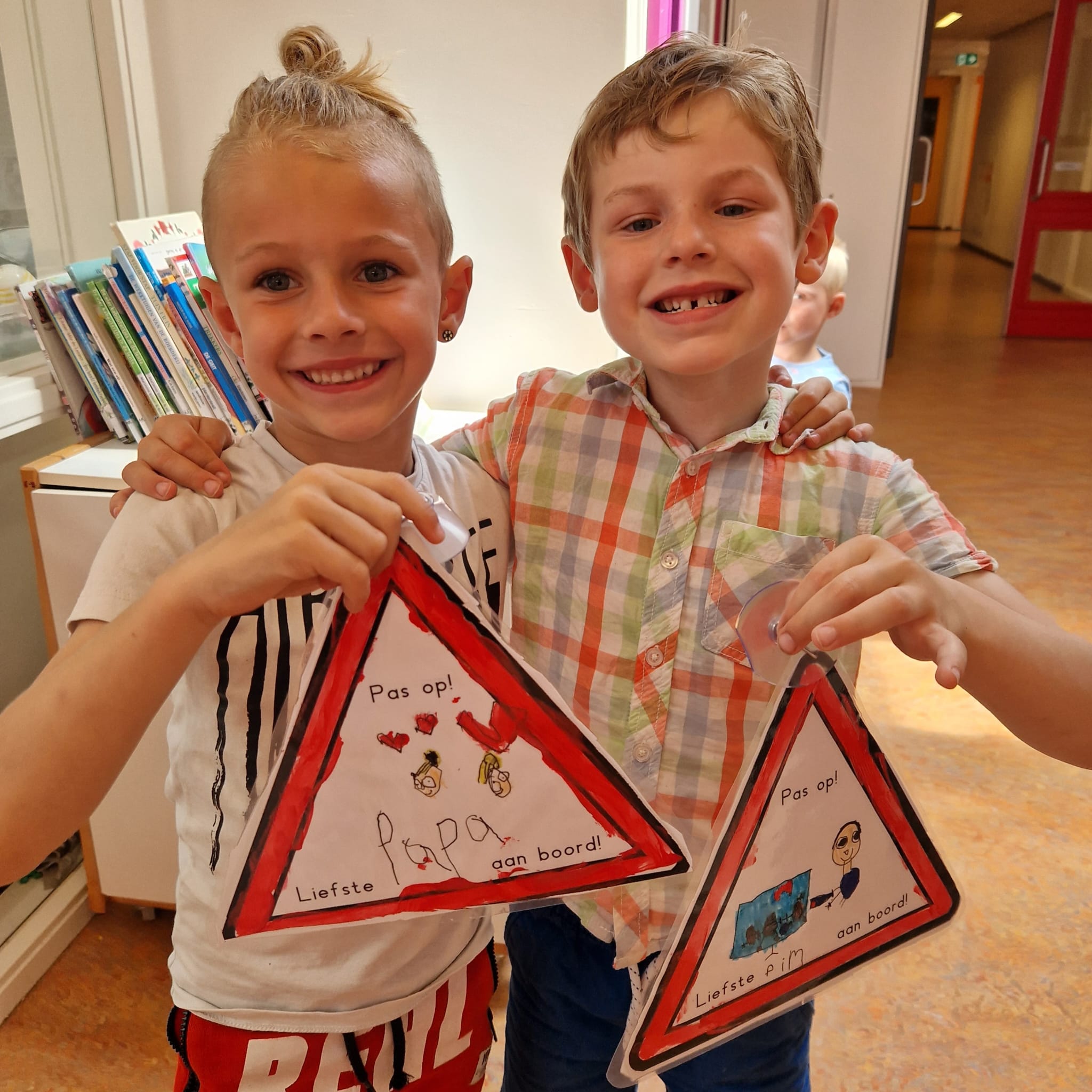 Fijne vaderdag van de kinderen van de Familieschool! 😎