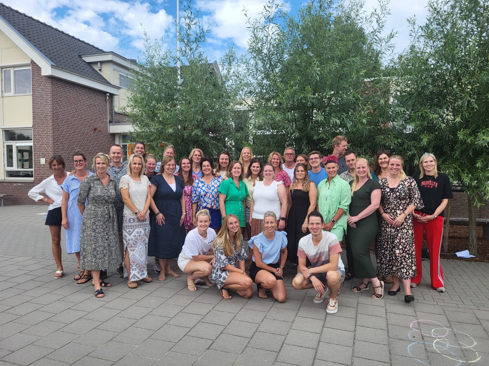 Namens het team van de Familieschool wensen wij jullie een fijn schooljaar! 📚🏫