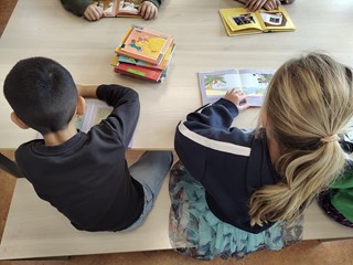 3f7cd434-ea75-4825-9b8b-78a9c06f057b