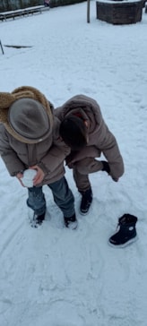 b2b4ac22-40f8-420a-a24b-3845ccde8567