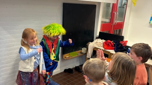 Welkom in het circus van de kleuters! π€‘πͺ